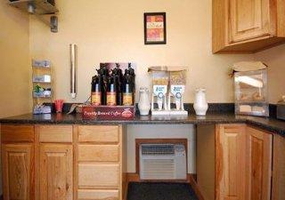 Econo Lodge Inn & Suites Kalispell - Glacier National Park Gateway Экстерьер фото